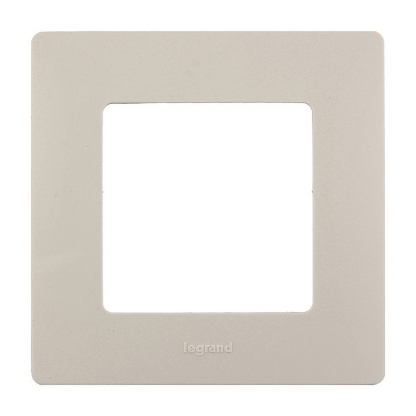 Рамка Legrand Etika 672511 одноместная универсальная слоновая кость
