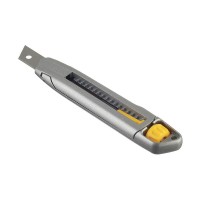 Нож строительный Stanley Interlock 18 мм с ломающимся лезвием металлический корпус