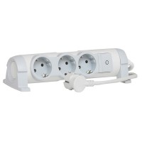 Удлинитель бытовой Legrand с заземлением 1,5 м 16 А 230 В 3,5 кВт 3 розетки ПВС 3х1,5 мм2 IP20 с выключателем белый