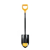 Лопата штыковая Fiskars SolidTM (1026684) для земляных работ с металлическим черенком 1110 мм