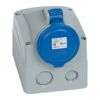 Розетка кабельная Legrand P17 TEMPRA PRO (90180) прямая настенная с заземлением 2Р+Е 2 фазы 32 А 230 В IP44