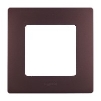 Рамка Legrand Etika 672571 одноместная универсальная какао